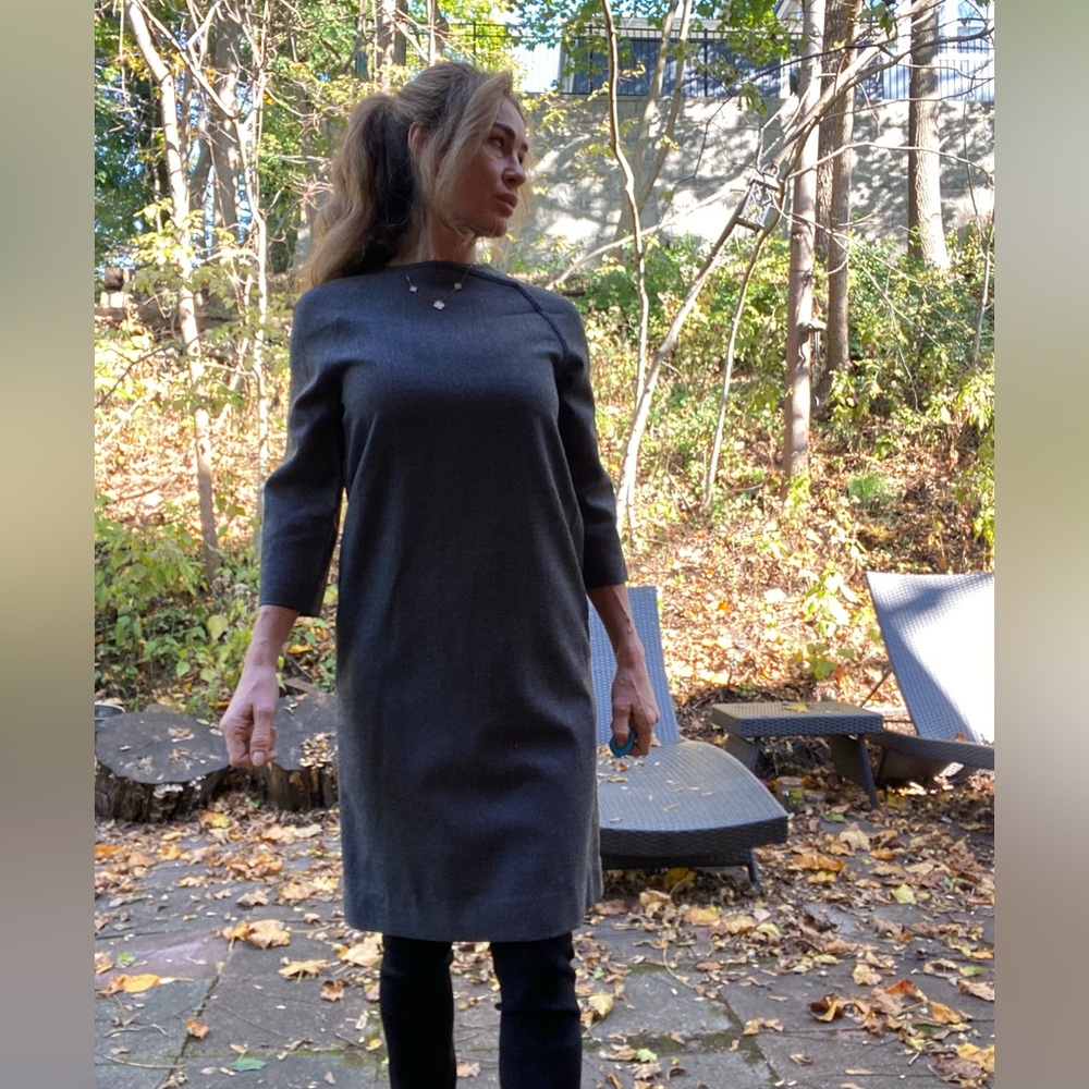 TRADEMARK gray wool Shift dress sz 2
